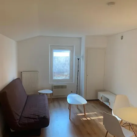 Studio Terrasse Parking Apartman *